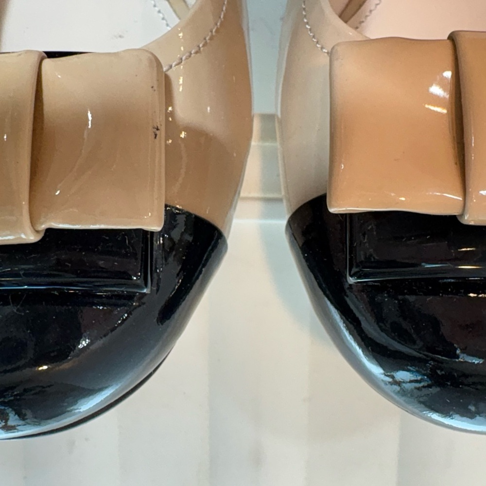 Prada Women's Nude Patent Leather Flats with Black Bow - Picture 9 of 13